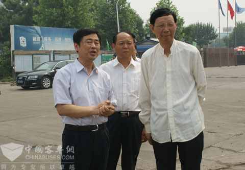 中通云南老总_云南飞虎保安公司老总(2)